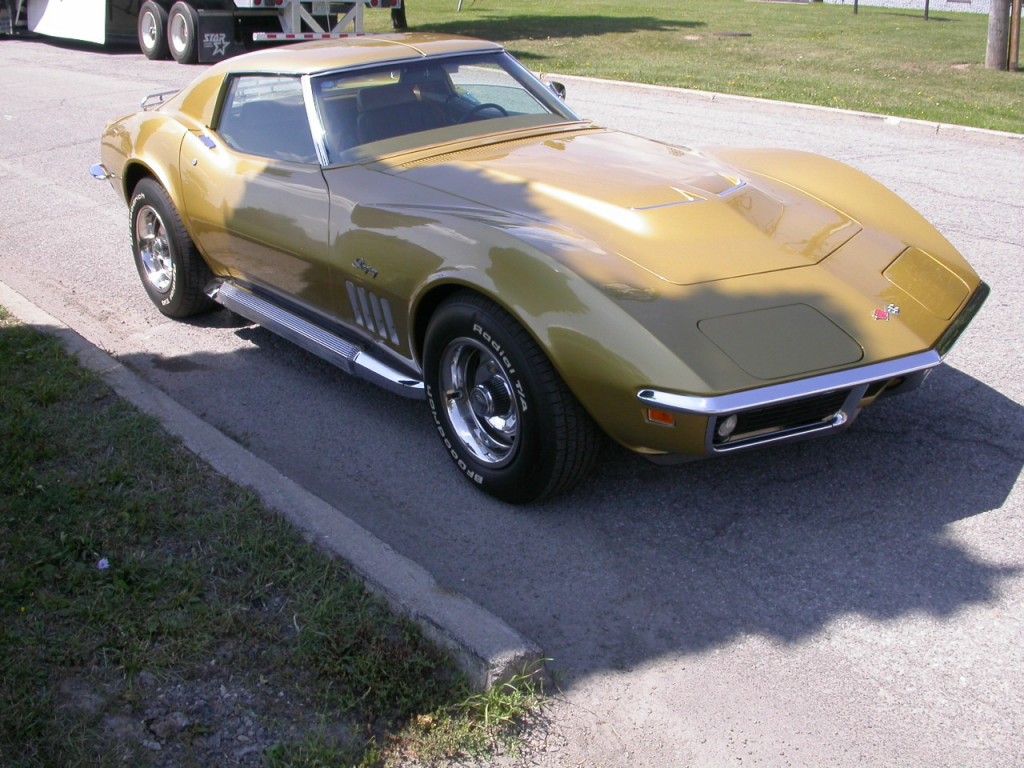 Corvette_Riverside_Gold_350HP